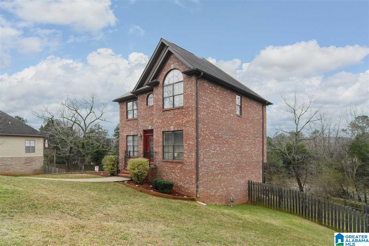 172 Chinaberry Lane Alabaster, AL 35114 - Photo 3 of 45