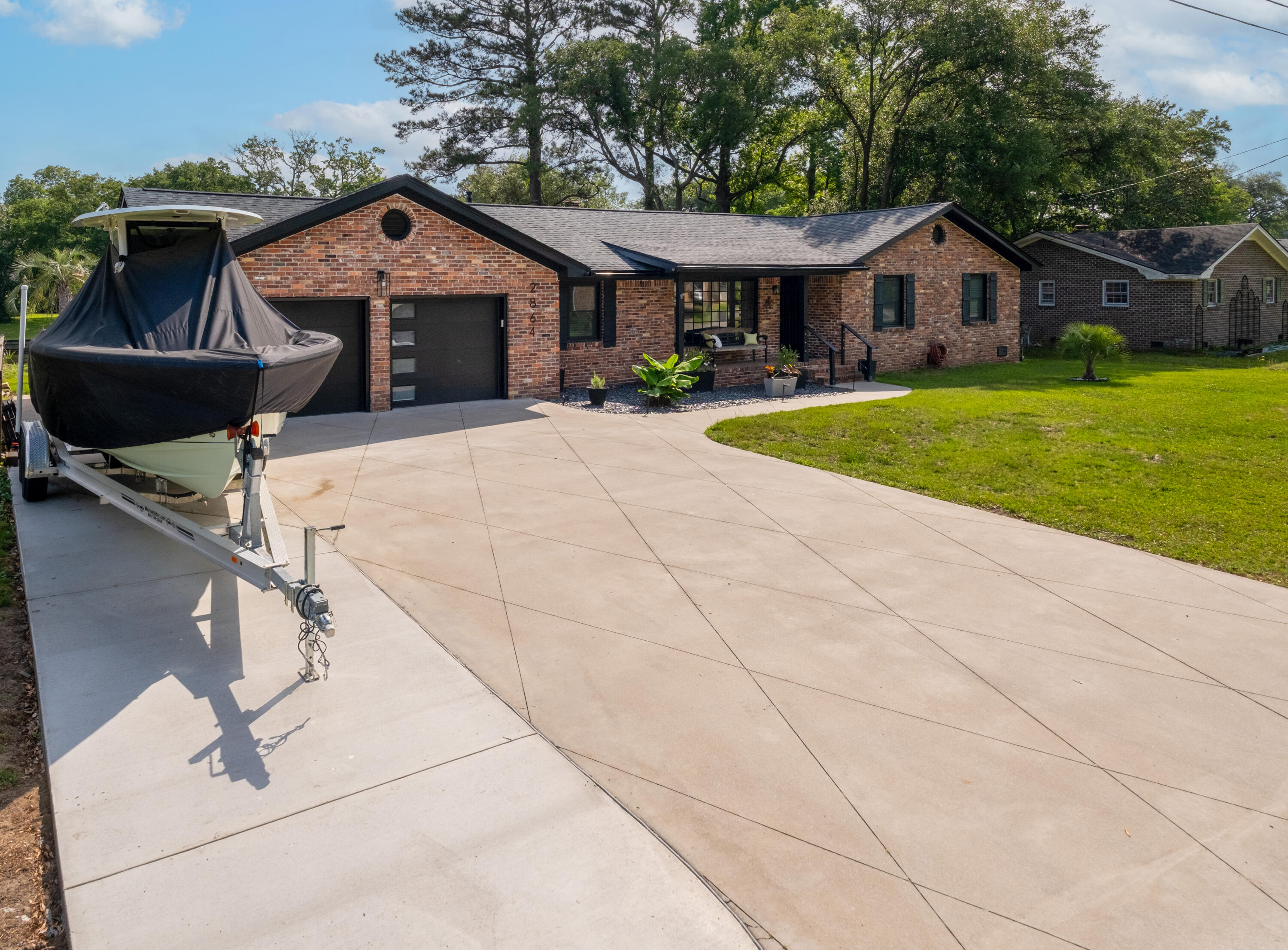 2864 Wofford Road Charleston, SC 29414 - Photo 2 of 29 2865 Wofford Rd_Eterna_Media-4