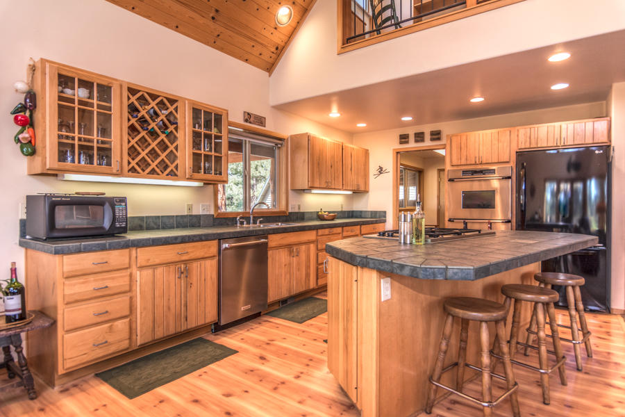 21295 Back Alley Road Bend, OR 97702 - Photo 3 of 83 Back Alley Rd 21295 Web (13 of 86)