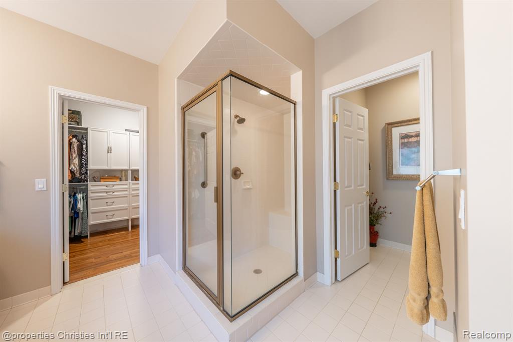 2590 Summerlin Court Rochester, MI 48306 - Photo 26 of 68 Gallery Image 26