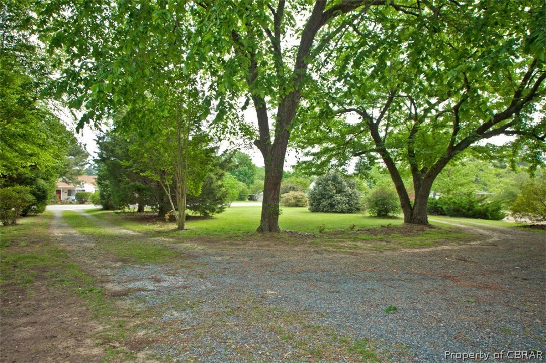 2096 Hayes Road Hayes, VA 23072 - Photo 41 of 42 Gallery Image 41