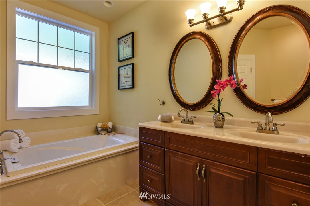 4929 Preston-Fall City Road Southeast Fall City, WA 98024 - Photo 14 of 23 Gallery Image 14