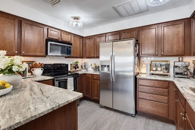 $212,000 | 655 Riverside Drive, Unit 708A, Memphis, TN 38103