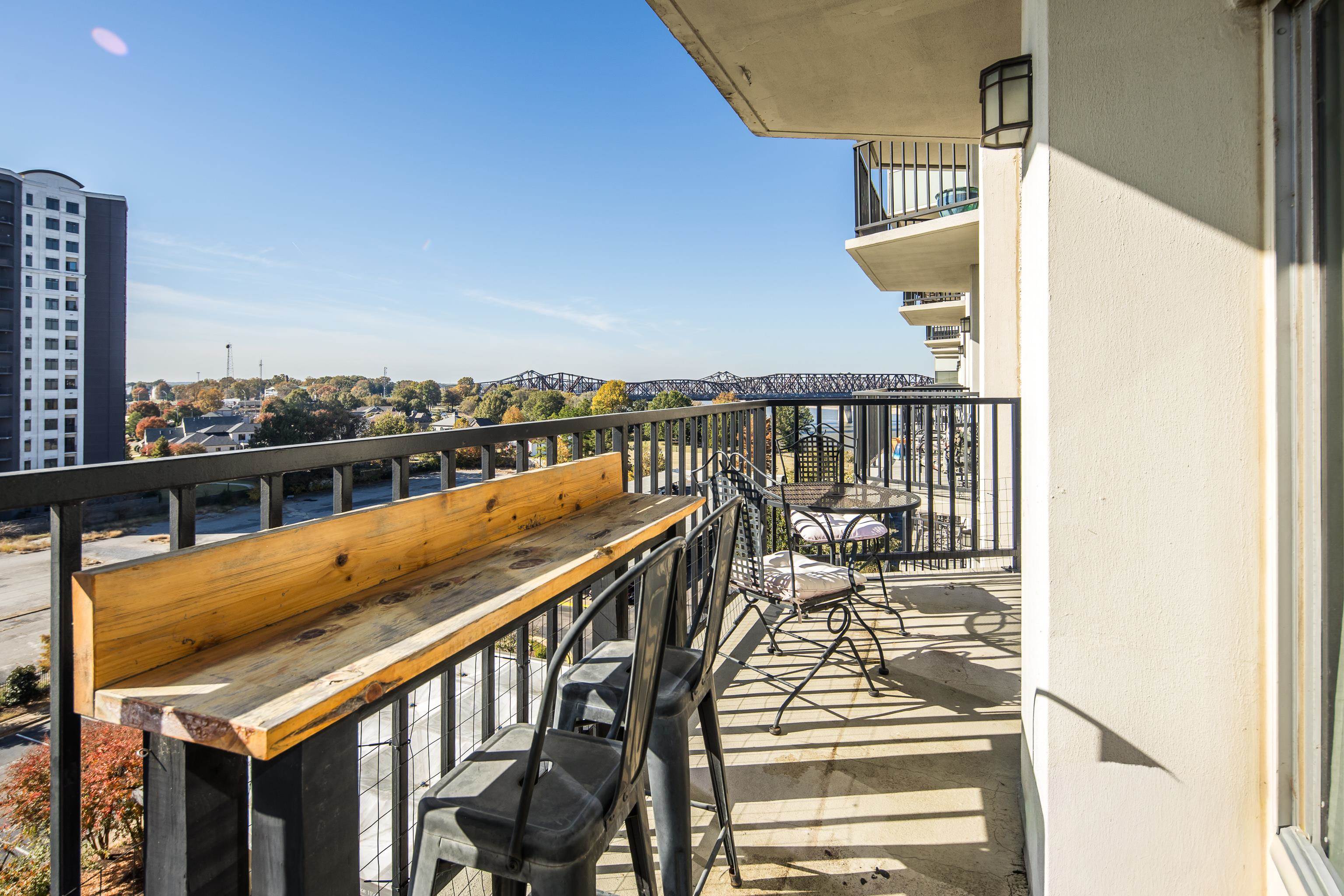 655 Riverside Drive, Unit 708A Memphis, TN 38103 - Photo 21 of 30 a view of balcony with furniture