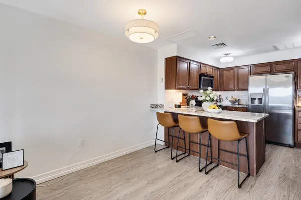 $199,000 | 655 Riverside Drive, Unit 708A, Memphis, TN 38103