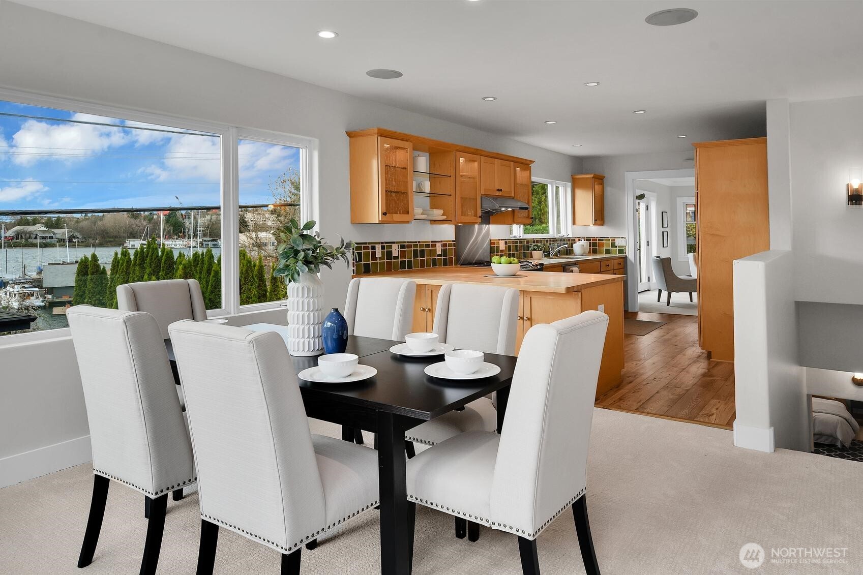 121 East Edgar Street Seattle, WA 98102 - Photo 22 of 40