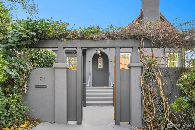 $1,998,000 | 121 East Edgar Street, Seattle, WA 98102