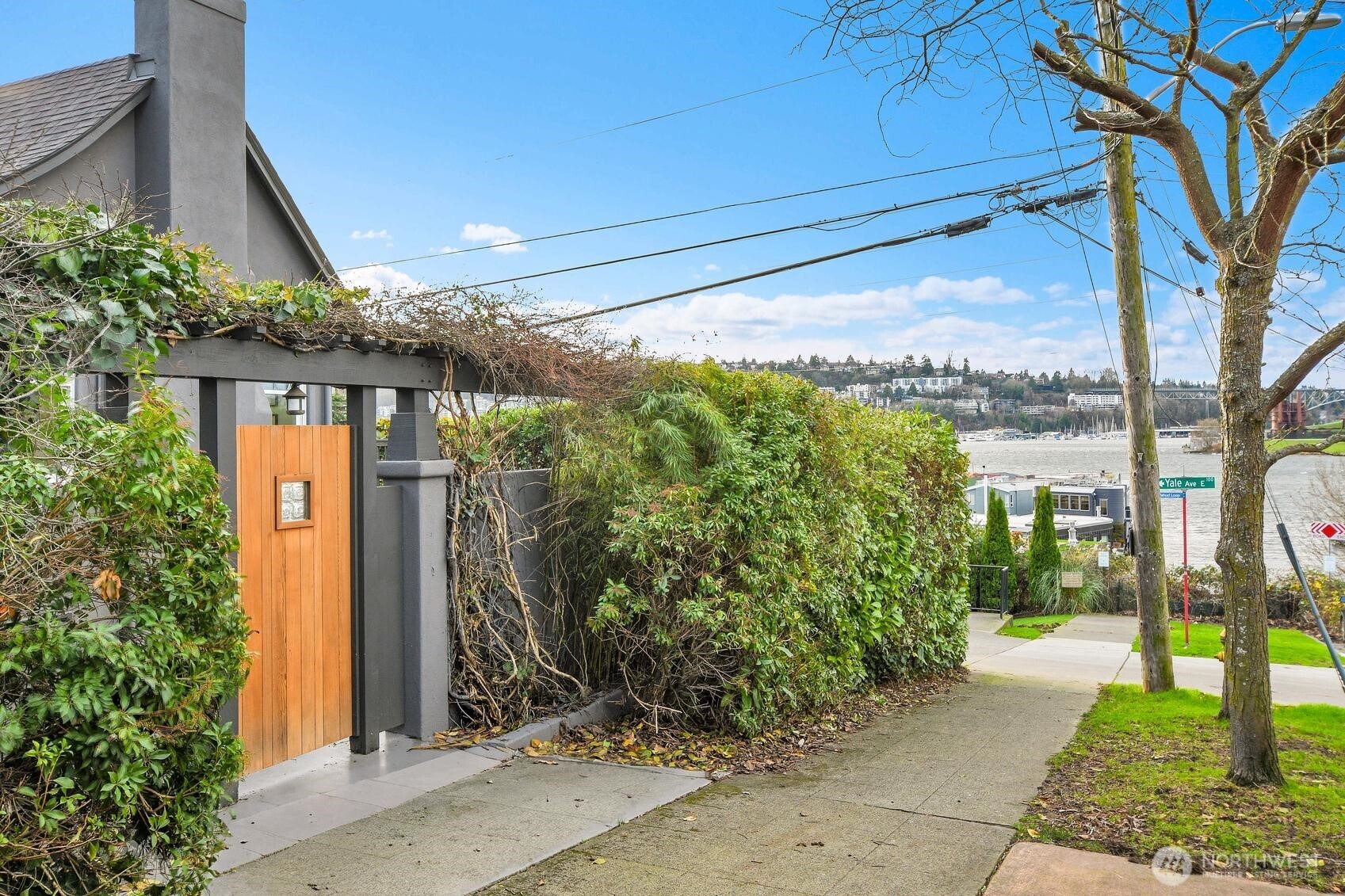 121 East Edgar Street Seattle, WA 98102 - Photo 36 of 40