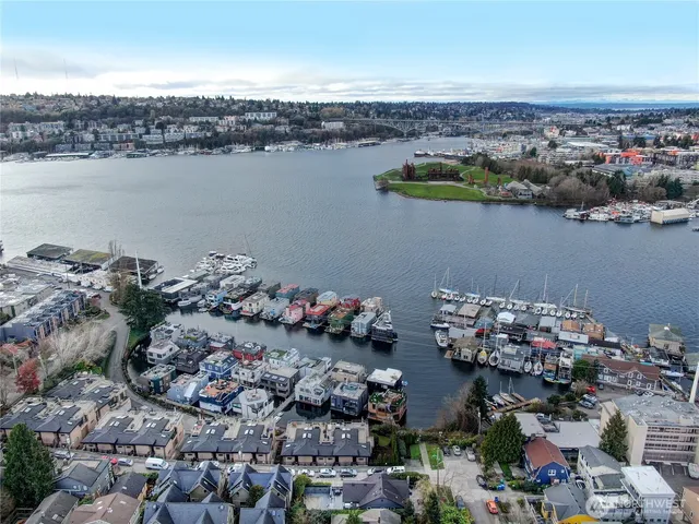 $1,998,000 | 121 East Edgar Street, Seattle, WA 98102