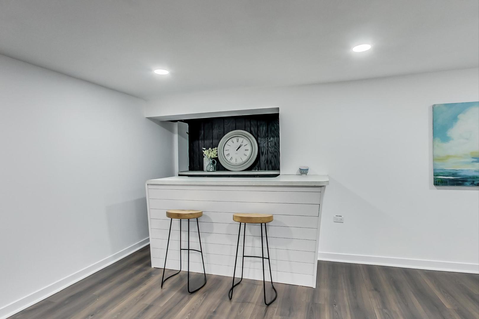 1211 West Talcott Road Park Ridge, IL 60068 - Photo 36 of 57 a view of livingroom with furniture and wooden floor