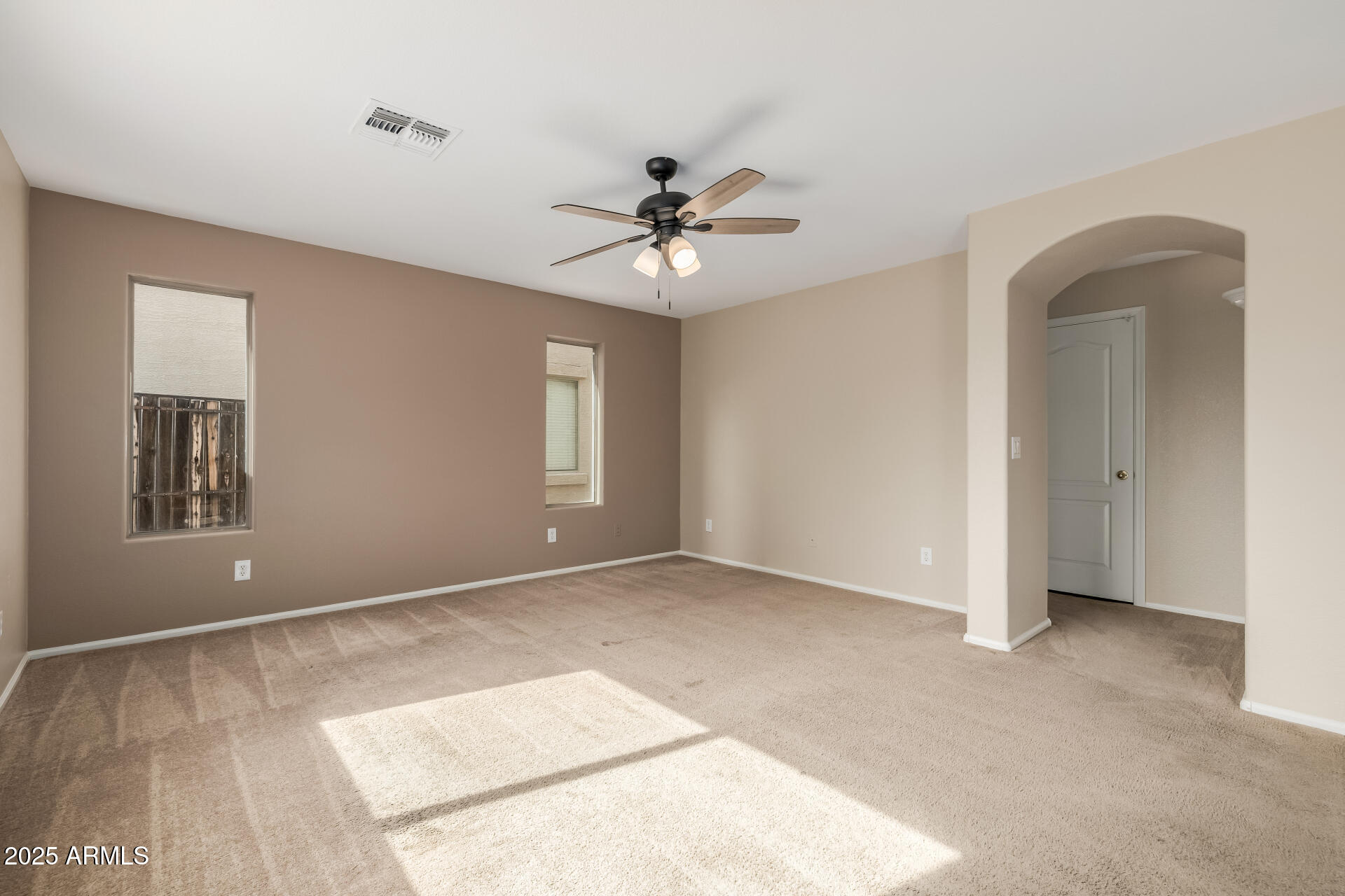 1089 Mountain View Road San Tan Valley, AZ 85143 - Photo 9 of 41 09 Family Room