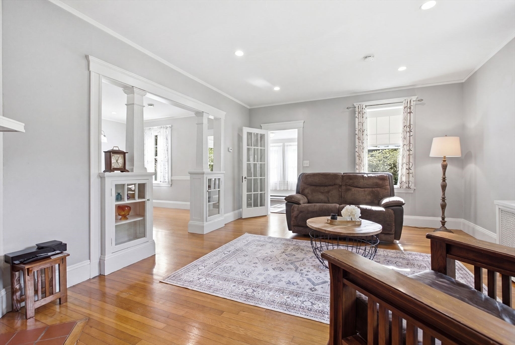 79 Orange Street Reading, MA 01867 - Photo 9 of 42