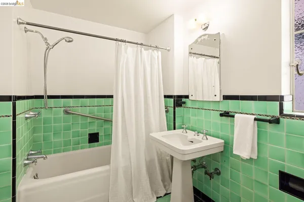 $1,495,000 | 636 Euclid Avenue, Berkeley, CA 94708