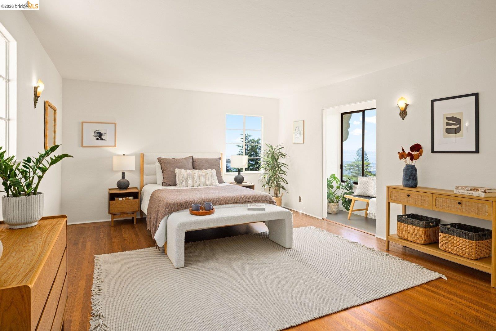 636 Euclid Avenue Berkeley, CA 94708 - Photo 4 of 52