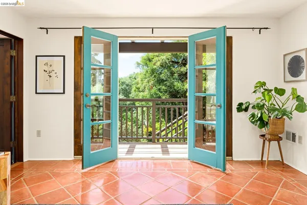 $1,495,000 | 636 Euclid Avenue, Berkeley, CA 94708