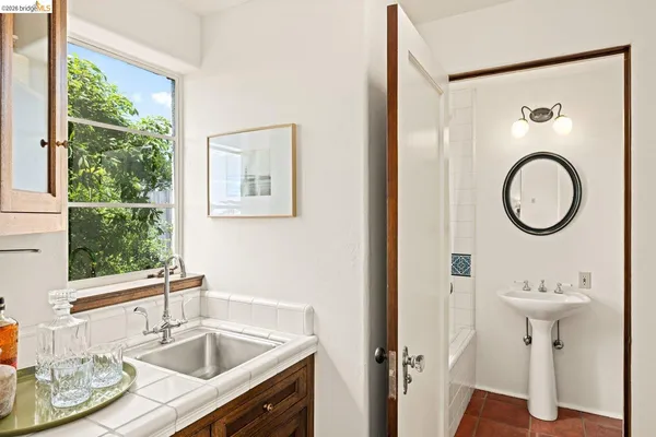 $1,495,000 | 636 Euclid Avenue, Berkeley, CA 94708