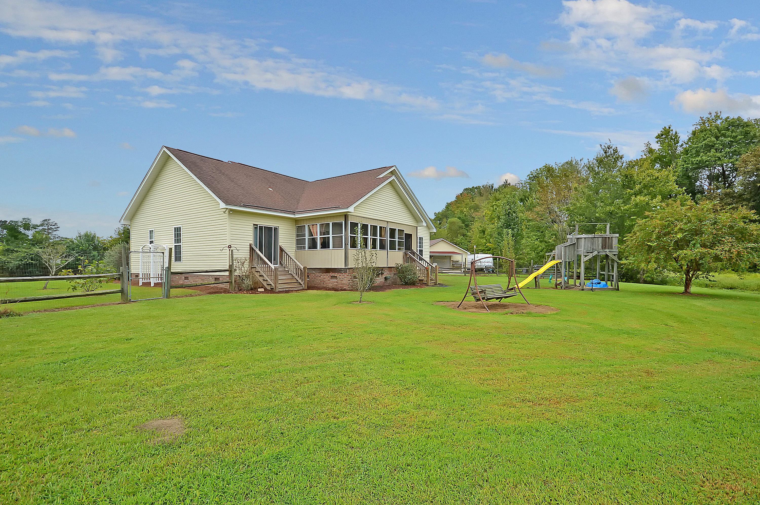 9453 Old State Road Holly Hill, SC 29059 - Photo 24 of 35 DSC_0011 copy
