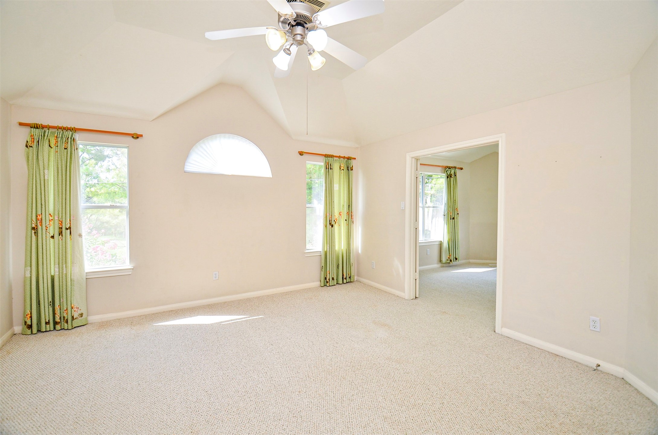 615 Mosman Court Houston, TX 77094 - Photo 14 of 33