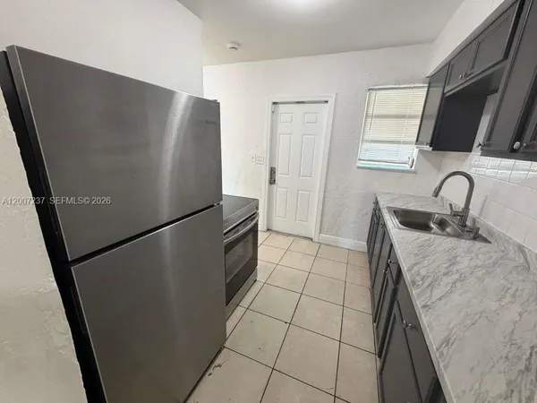 $2,700 | 14225 Jefferson Street, Miami, FL 33176