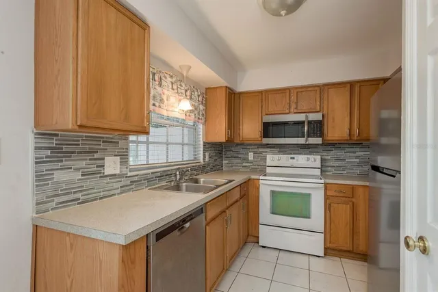 $170,000 | 37236 Embassy Pk Lane, Dade City, FL 33525