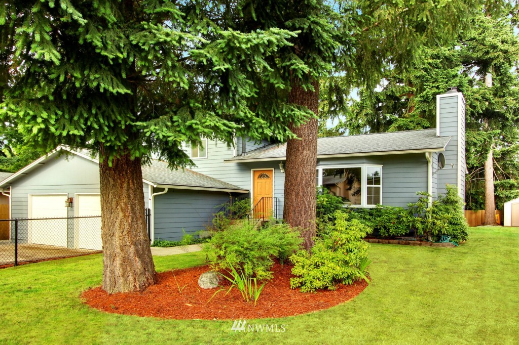 13920 147th Place Southeast Renton, WA 98059 - Photo 1 of 15 Gallery Image 1