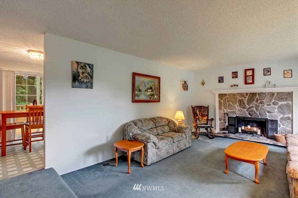 13920 147th Place Southeast Renton, WA 98059 - Photo 3 of 15 Gallery Image 3
