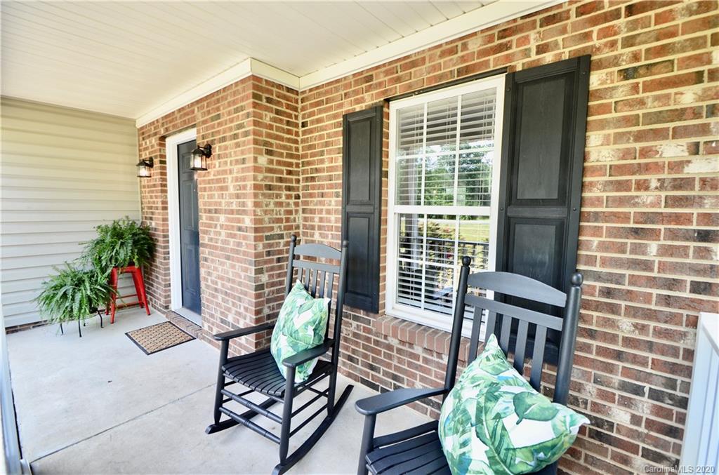 724 Gum Branch Road Charlotte, NC 28214 - Photo 5 of 41 Gallery Image 5