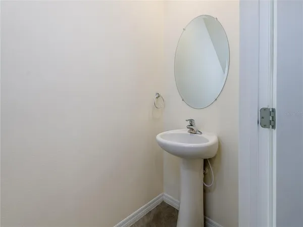 $2,400 | 10797 Penny Gale Loop, San Antonio, FL 33576