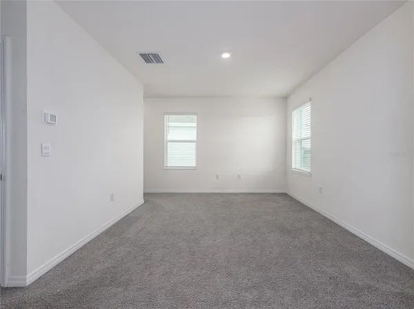 $2,400 | 10797 Penny Gale Loop, San Antonio, FL 33576