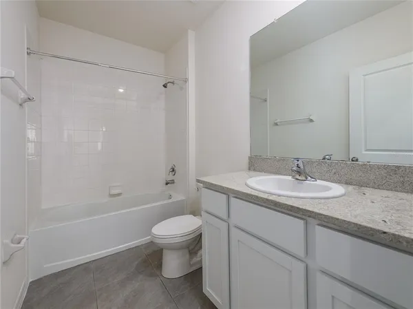 $2,400 | 10797 Penny Gale Loop, San Antonio, FL 33576