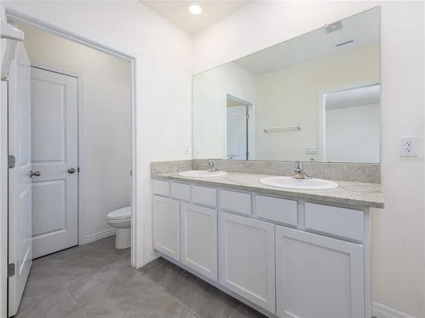 $2,400 | 10797 Penny Gale Loop, San Antonio, FL 33576