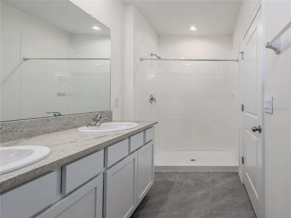 $2,400 | 10797 Penny Gale Loop, San Antonio, FL 33576