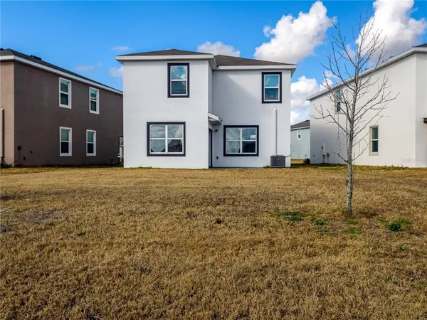 $2,400 | 10797 Penny Gale Loop, San Antonio, FL 33576