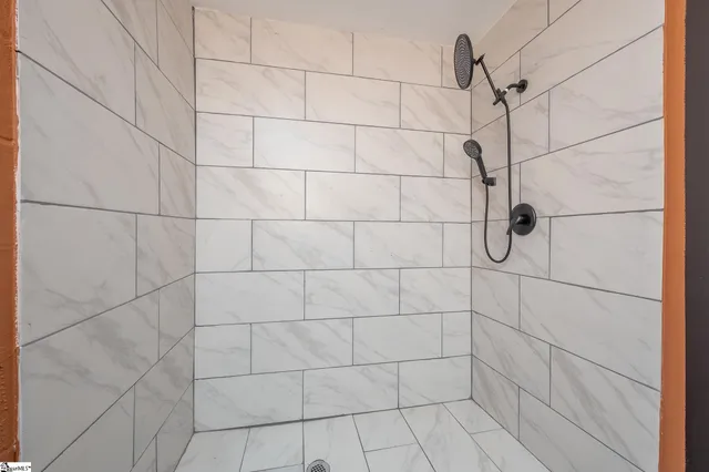 $399,900 | 141 Agnes Drive, Duncan, SC 29334