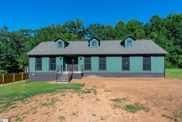 $399,900 | 141 Agnes Drive, Duncan, SC 29334