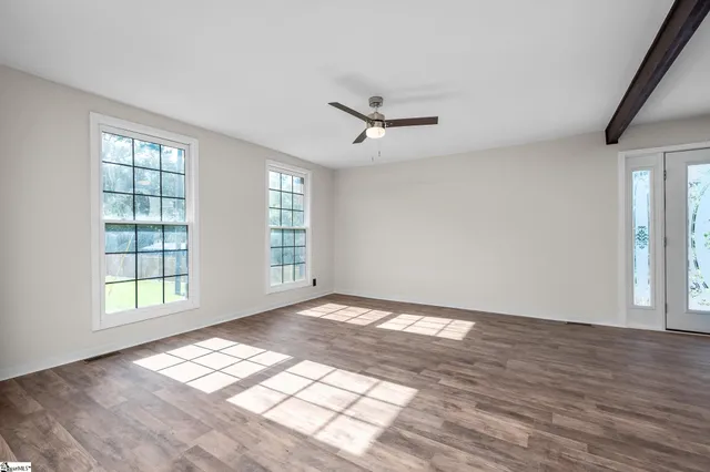 $399,900 | 141 Agnes Drive, Duncan, SC 29334