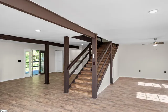 $399,900 | 141 Agnes Drive, Duncan, SC 29334