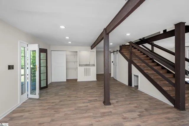 $399,900 | 141 Agnes Drive, Duncan, SC 29334