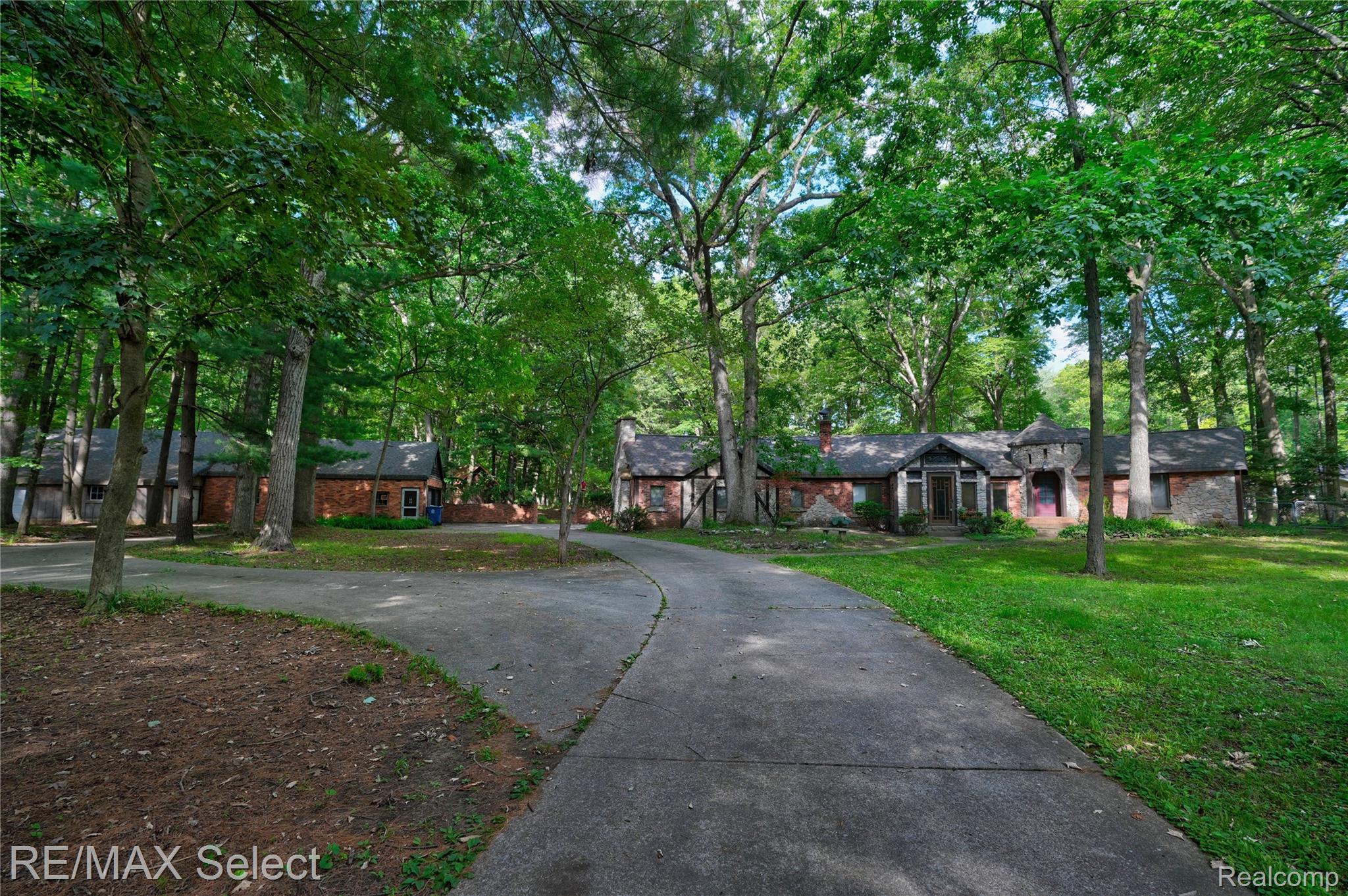 3471 South Towerline Road Bridgeport, MI 48722 - Photo 9 of 55 3471 S Towerline Rd 07.jpg