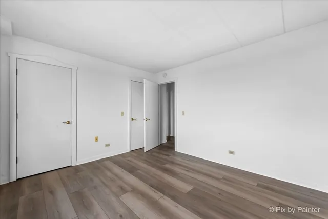 $2,300 | 1 Renaissance Place, Unit 1017, Palatine, IL 60067