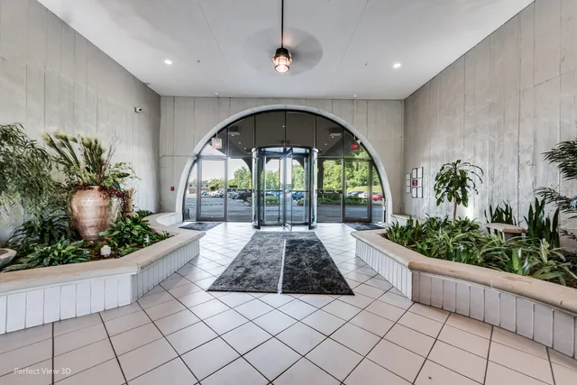 $2,300 | 1 Renaissance Place, Unit 1017, Palatine, IL 60067