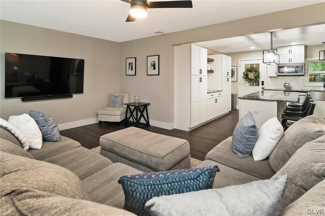 60 Werley Road Allentown, PA 18104 - Photo 5 of 47