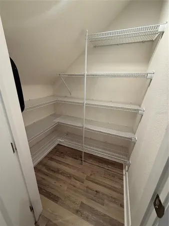 $2,595 | 3237 Painted Blossom Court, Lutz, FL 33558