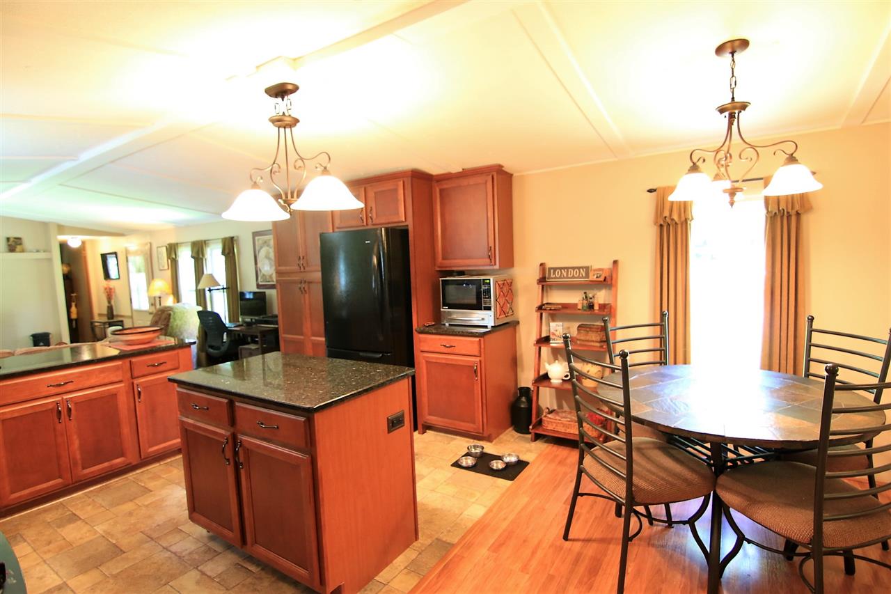 24 Snow Pond Road Concord, NH 03301 - Photo 3 of 19