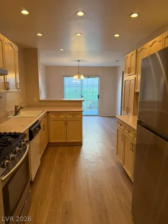 $1,800 | 2618 Twin Pines Avenue, Henderson, NV 89074