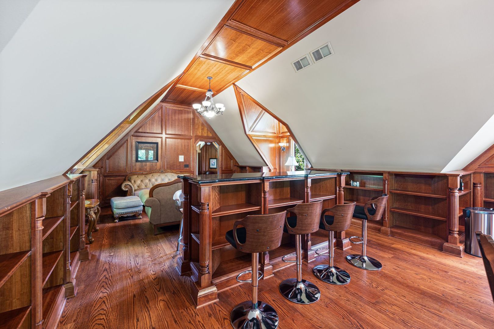 541 Merri Oaks Road Barrington Hills, IL 60010 - Photo 40 of 60 a dining room with furniture and wooden floor