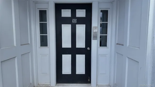 $185,000 | 10 Lenox Court, Unit 807, Suffern, NY 10901
