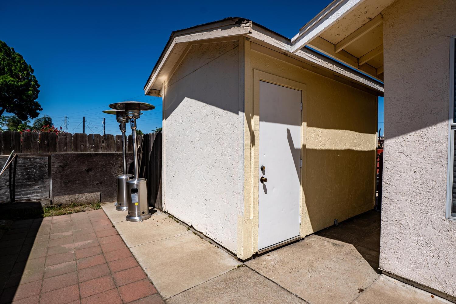 802 West Center Street Manteca, CA 95337 - Photo 28 of 29