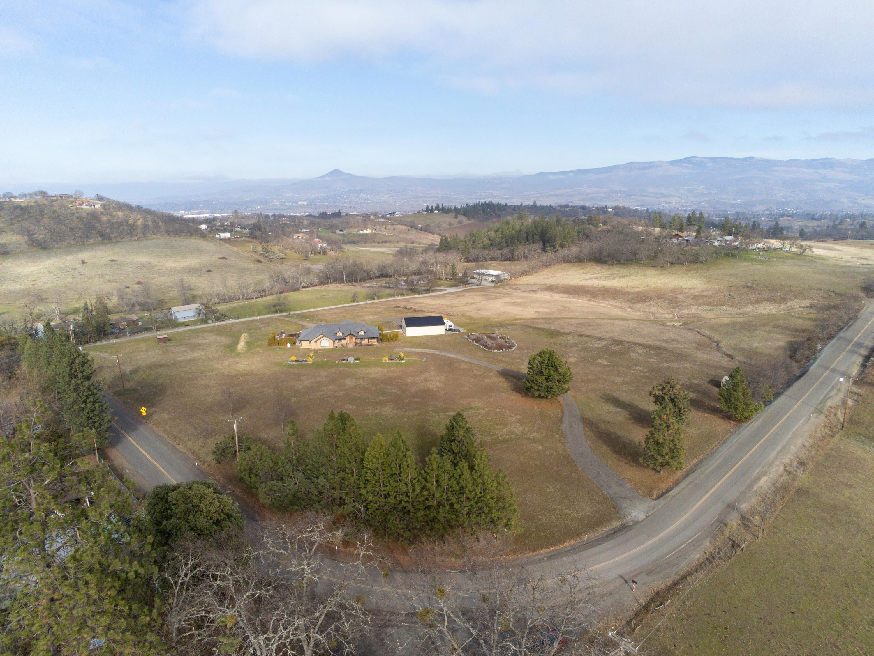 6469 Dark Hollow Road Medford, OR 97501 - Photo 7 of 7 PNW011