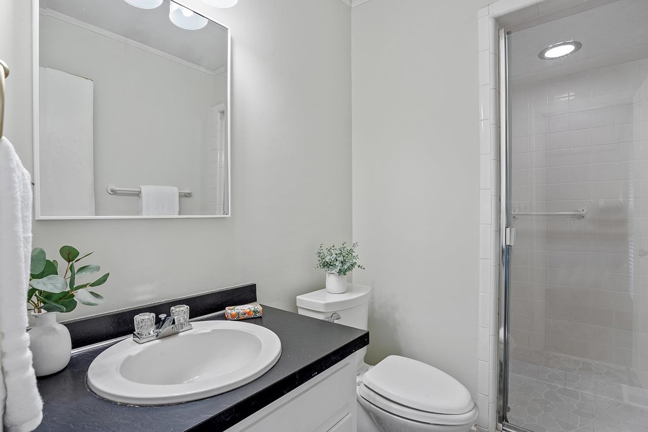 5809 Partridge Lane Raleigh, NC 27609 - Photo 21 of 26 Photo 24